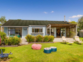 Family Beach Escape - Cooks Beach Holiday Home